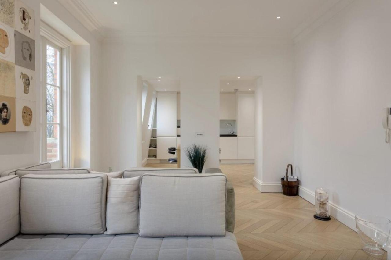 Elegant 1 Bedroom Apartment In South Kensington ลอนดอน ภายนอก รูปภาพ